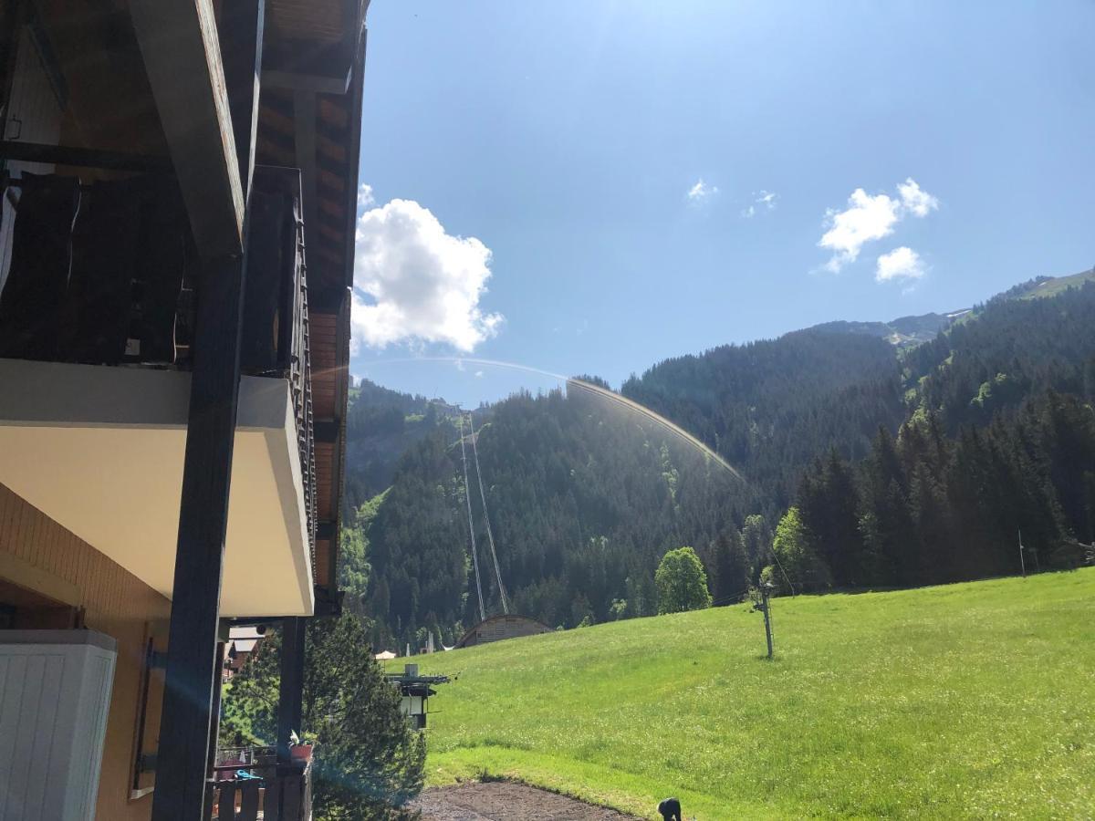 Hotel La Kinkerne Morzine Buitenkant foto