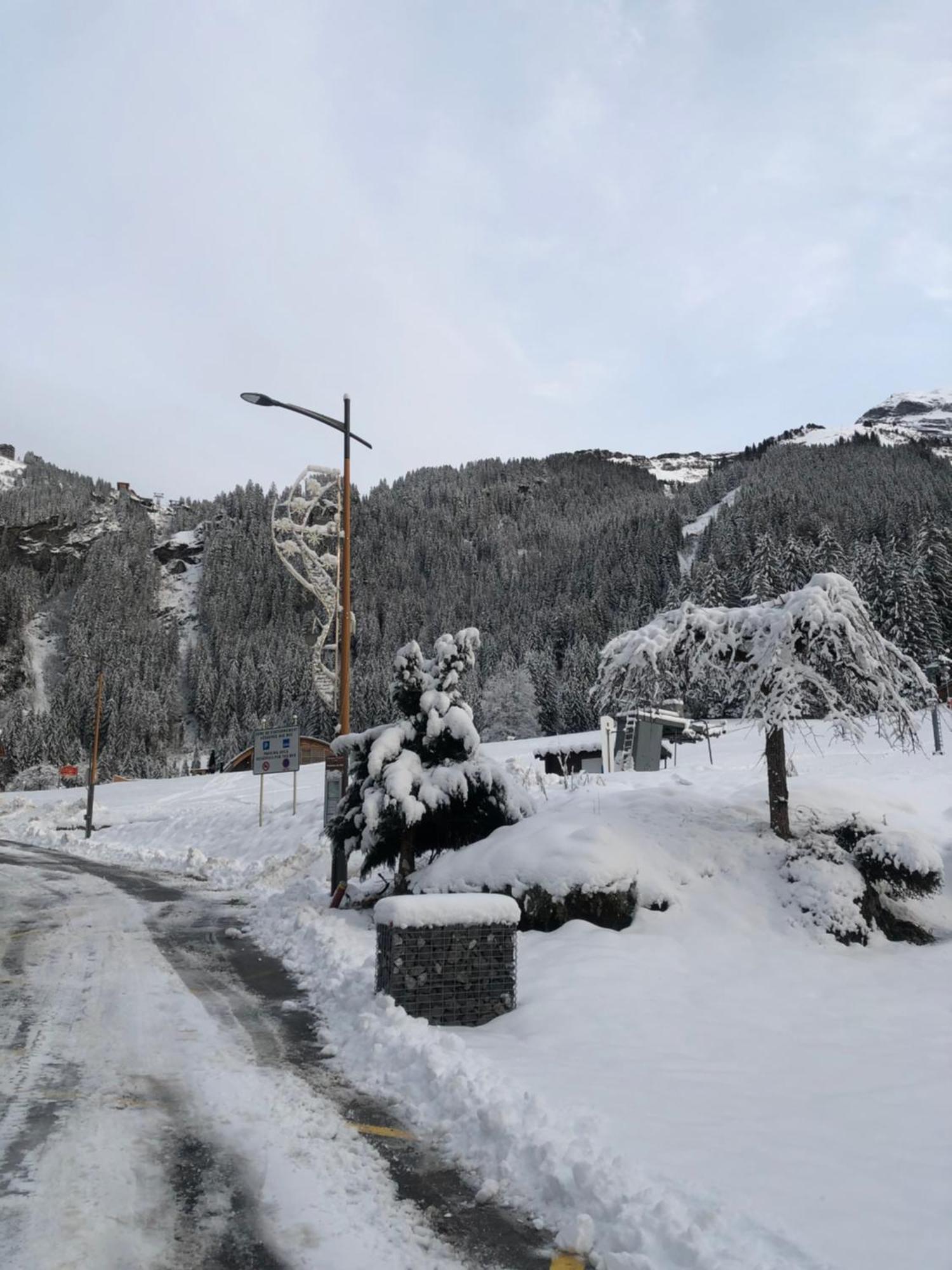 Hotel La Kinkerne Morzine Buitenkant foto